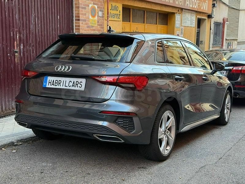 Usado Audi A3 S-Line 204 CV (150 kW) 2021 Gris / plata Berlina