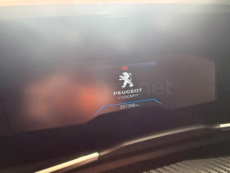 Usado Peugeot 508 Allure 130 CV (95 kW) 2021 Granate Berlina