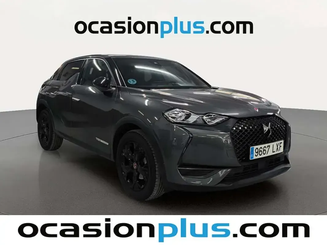 Usado DS Automobiles DS3 Crossback Performance 111 CV (81 kW) 2022 Gris plata SUV
