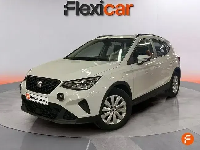 Usado Seat Arona Style 115 CV (84 kW) 2024 Blanco SUV