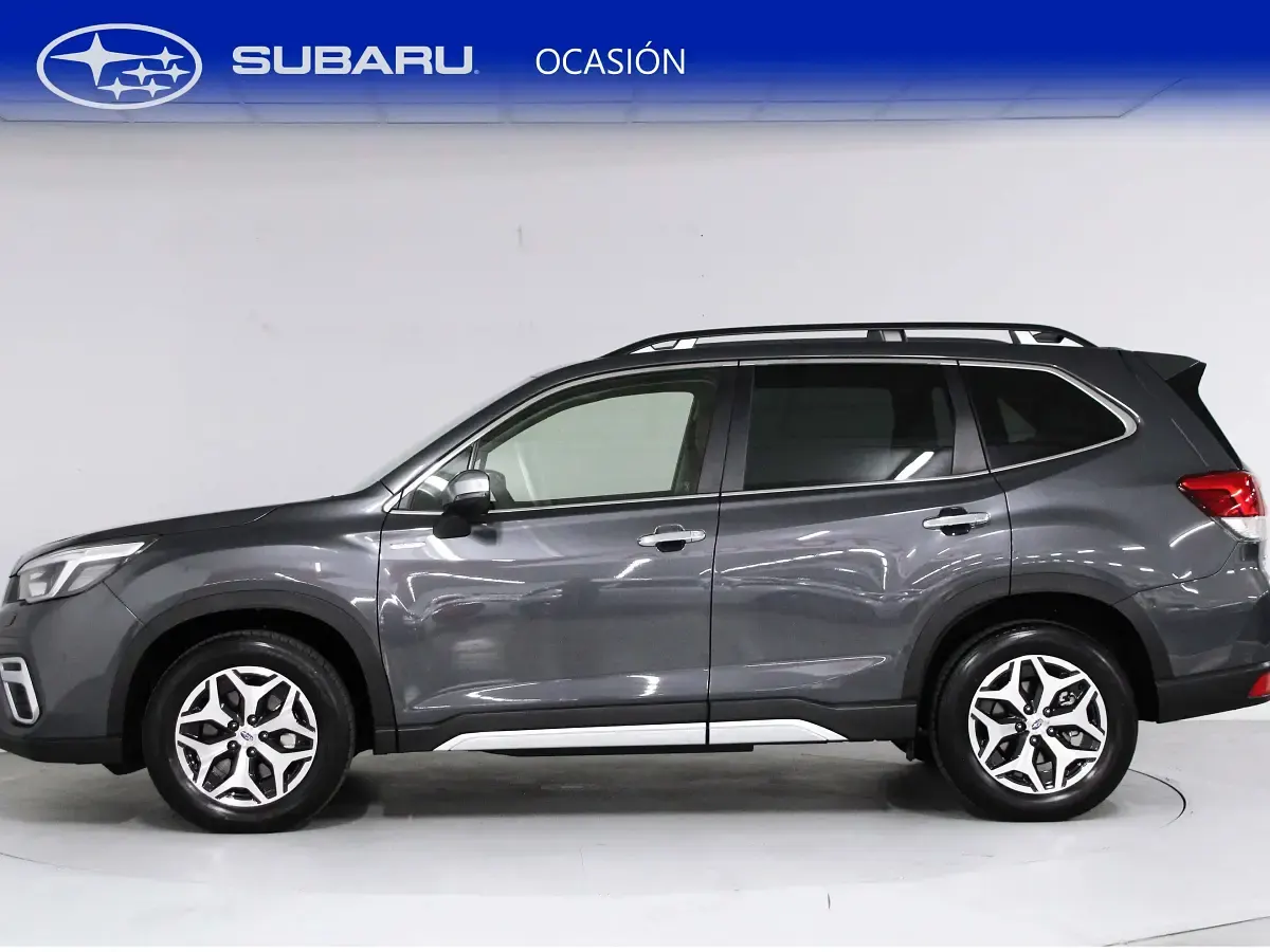 Usado Subaru Forester 150 CV (110 kW) 2022 Gris / plata SUV