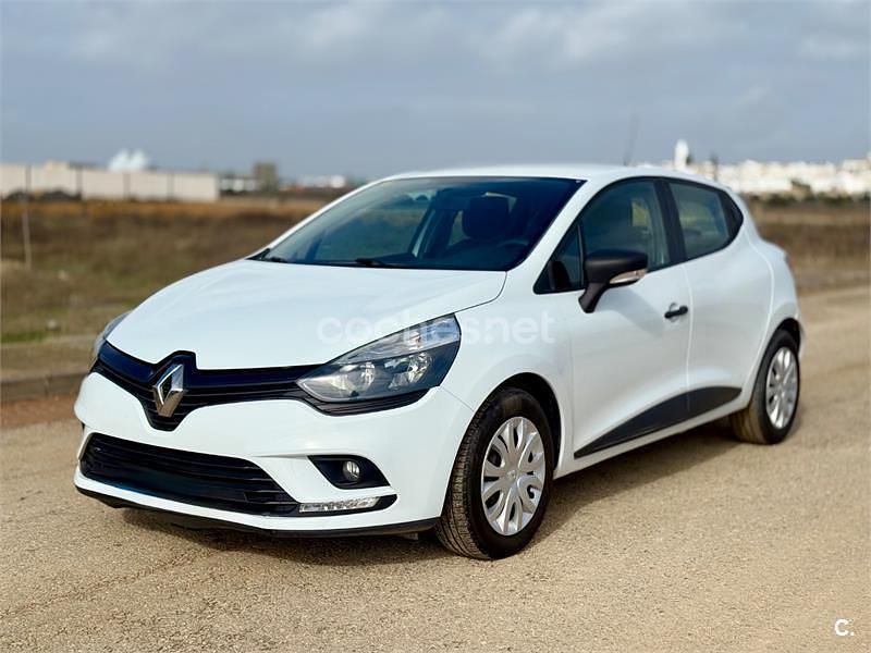 Usado Renault Clio IV Business 75 CV (55 kW) 2018 Blanco Berlina