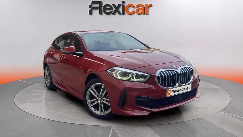 Usado BMW 118 136 CV (100 kW) 2023 Rojo Utilitario