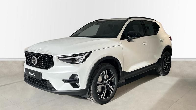 Nuevo Volvo XC40 Plus 163 CV (119 kW) 2026 Otro SUV