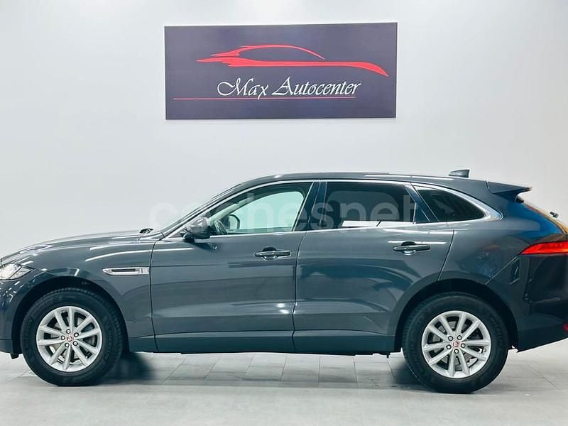 Usado Jaguar F-Pace Portfolio 240 CV (176 kW) 2017 Gris / plata SUV