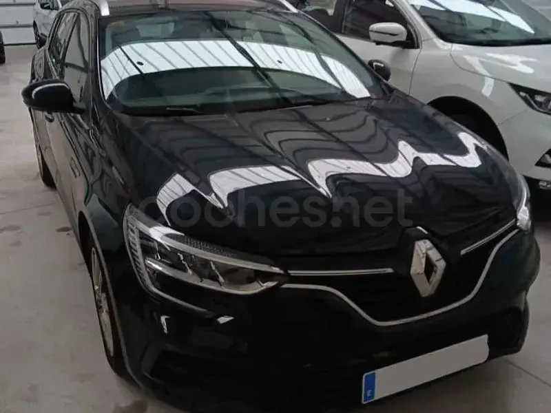 Usado Renault Mégane GrandTour Intens 116 CV (85 kW) 2021 Negro Familiar