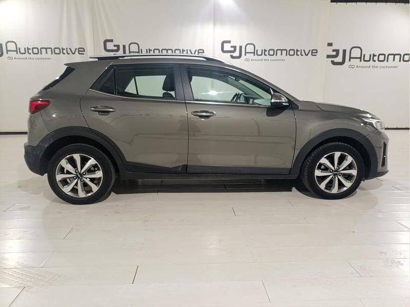 Usado Kia Stonic 100 CV (73 kW) 2021 Otro SUV