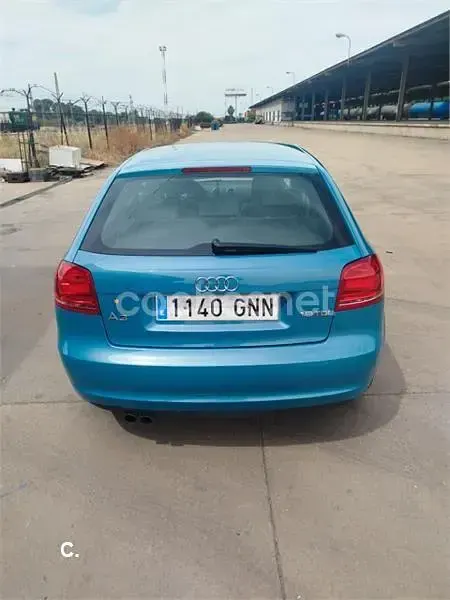 Usado Audi A3 Ambition 105 CV (77 kW) 2009 Azul Utilitario