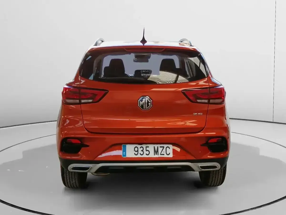 Usado MG ZS Comfort 106 CV (77 kW) 2025 Naranja SUV