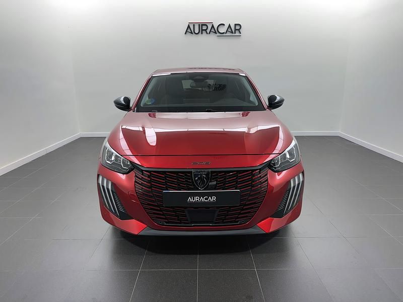 Usado Peugeot 208 Allure 110 CV (80 kW) 2025 Rojo Utilitario