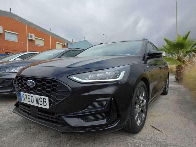 Negro Usado 2024 Ford Focus ST-Line Familiar | 22.900 € (Precio justo) - Imagen 1/4