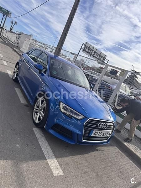 Usado Audi A3 S-Line 116 CV (85 kW) 2019 Azul Berlina