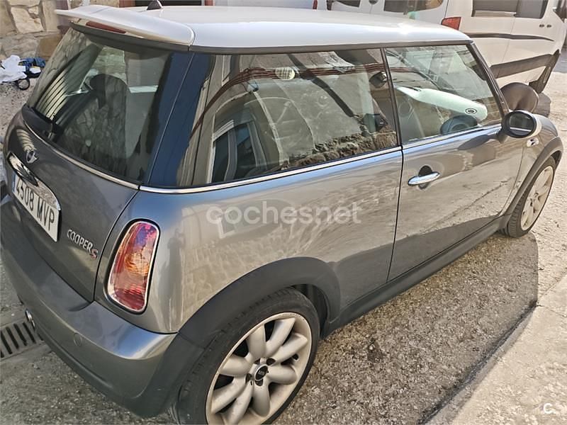 Usado Mini Cooper S 163 CV (119 kW) 2003 Gris / plata Utilitario