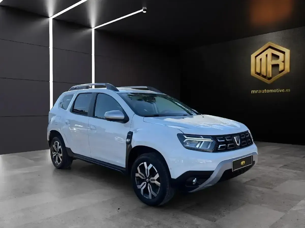 Usado Dacia Duster Prestige 115 CV (84 kW) 2022 Blanco SUV