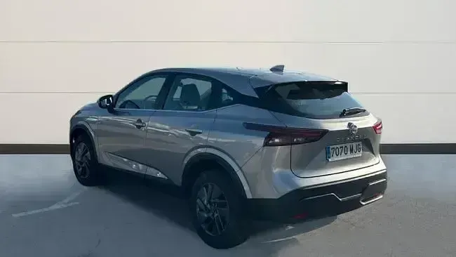 Usado Nissan Qashqai Acenta 158 CV (116 kW) 2023 Gris SUV