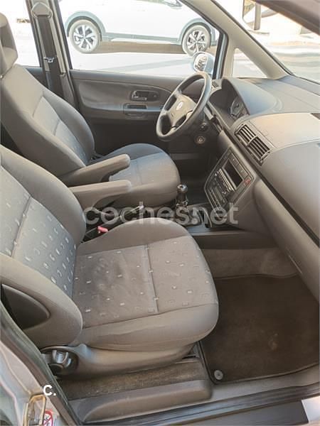 Usado VW Sharan Comfortline 150 CV (110 kW) 2006 Gris / plata Monovolumen