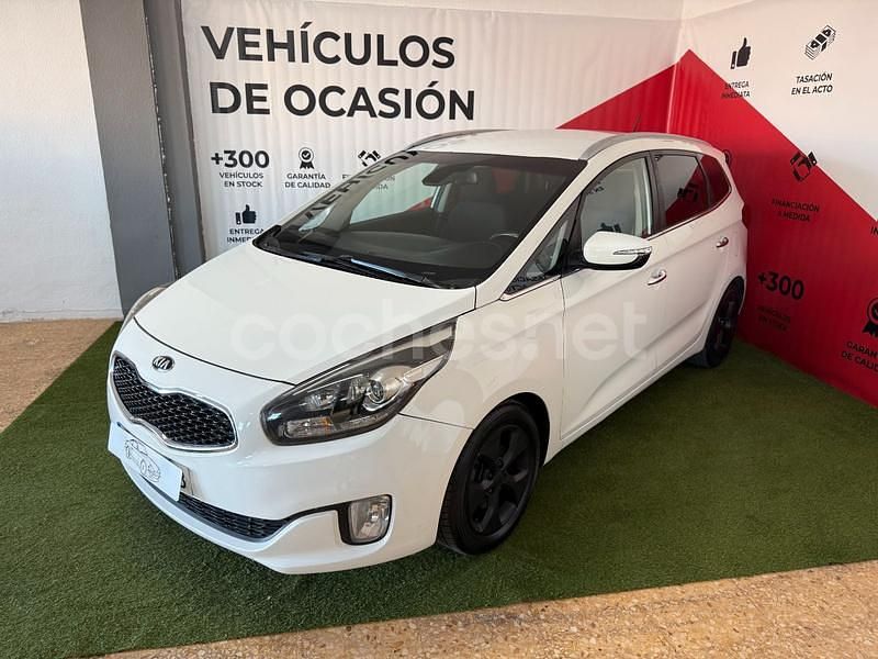 Blanco Usado 2013 Kia Carens Monovolumen | 10.990 € (Precio justo) - Imagen 1/4