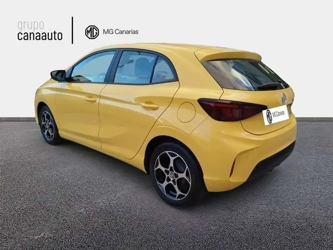Usado MG MG3 Comfort 116 CV (85 kW) 2026 Amarillo Utilitario