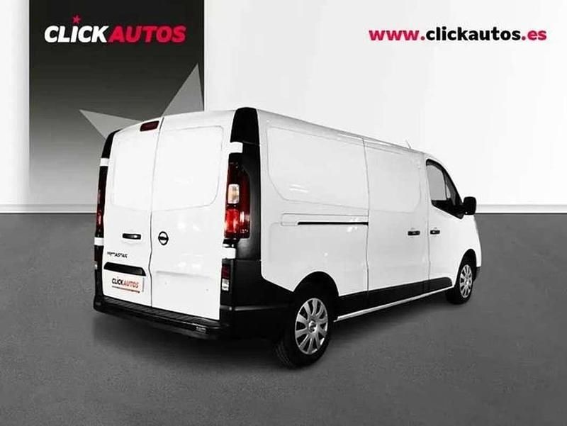 Usado Nissan Primastar Comfort 131 CV (96 kW) 2022 Blanco Monovolumen