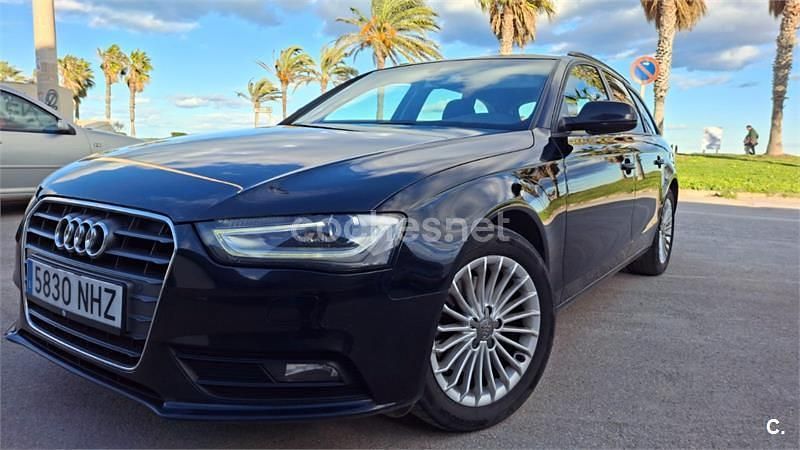 Usado Audi A4 150 CV (110 kW) 2014 Negro Familiar