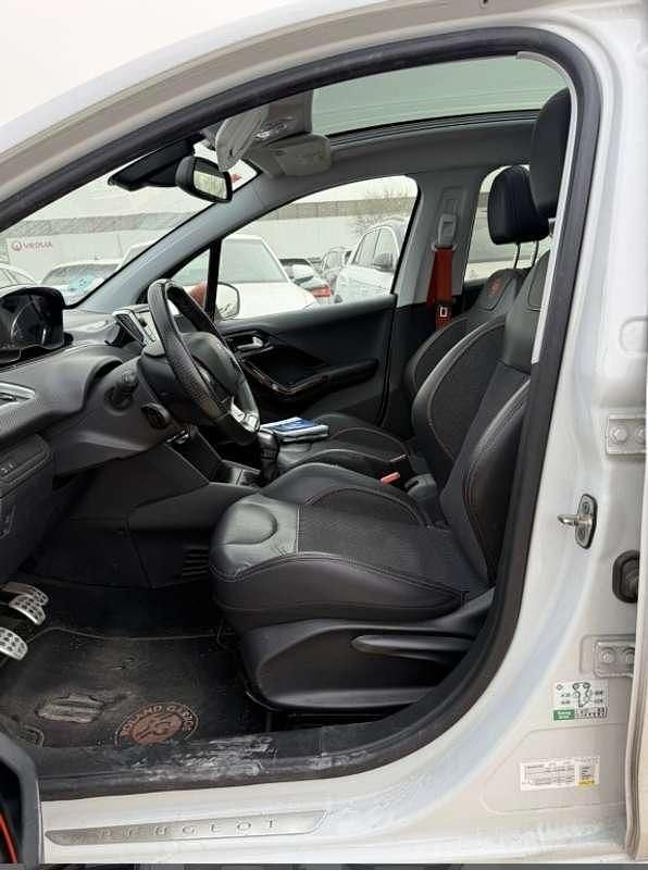 Usado Peugeot 208 Roland Garros 99 CV (72 kW) 2017 Gris Utilitario