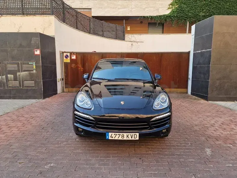 Usado Porsche Cayenne Platinum Edition 245 CV (180 kW) 2013 Negro SUV