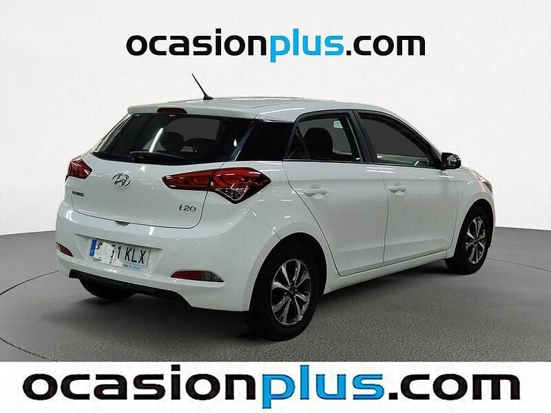 Usado Hyundai i20 GO! 84 CV (61 kW) 2018 Blanco Berlina