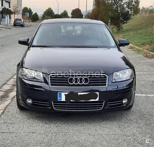Negro Usado 2004 Audi A3 Ambition Berlina | 2750 € (Un poco caro) - Imagen 1/4