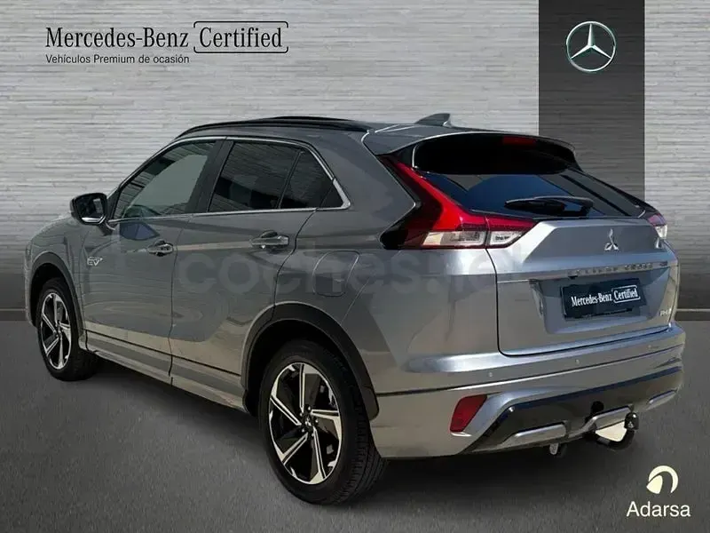 Usado Mitsubishi Eclipse Cross 188 CV (138 kW) 2022 Gris / plata SUV