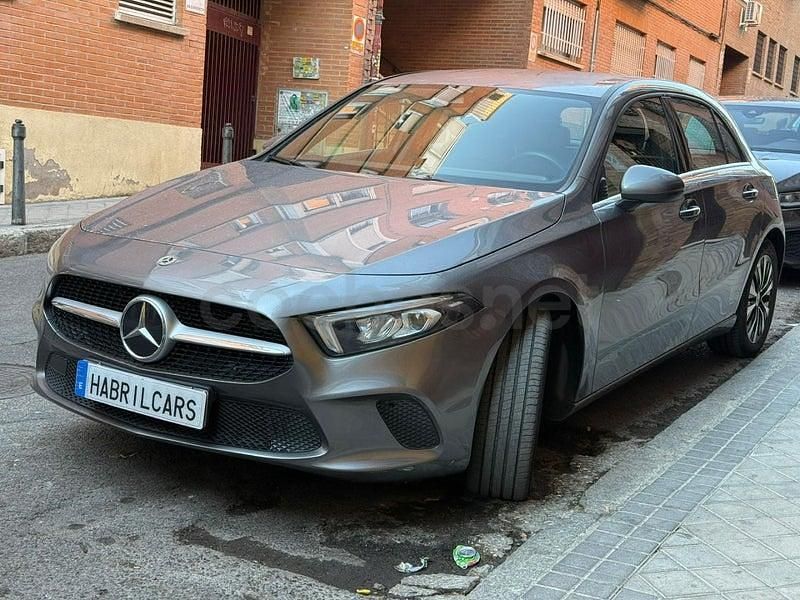 Usado Mercedes A250 218 CV (160 kW) 2022 Gris / plata Berlina