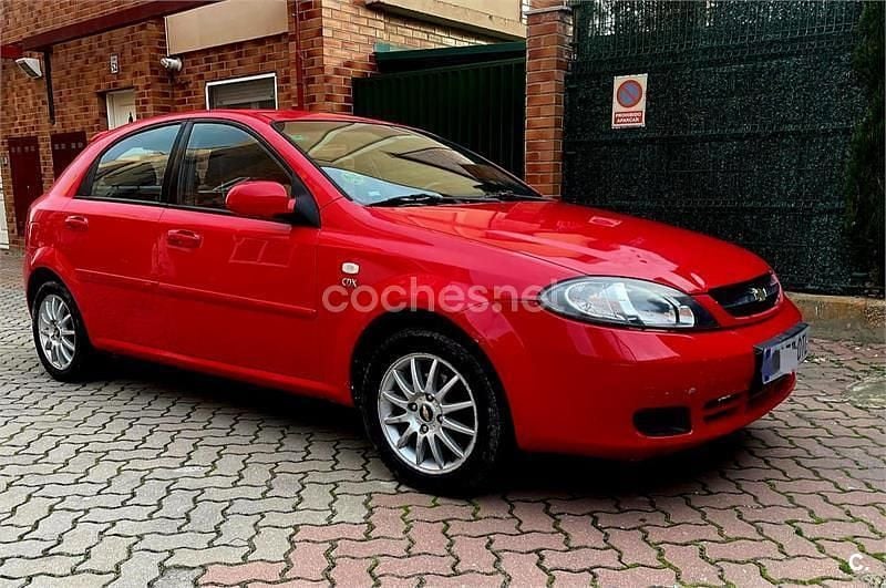 Usado Chevrolet Lacetti CDX 109 CV (80 kW) 2005 Rojo Berlina