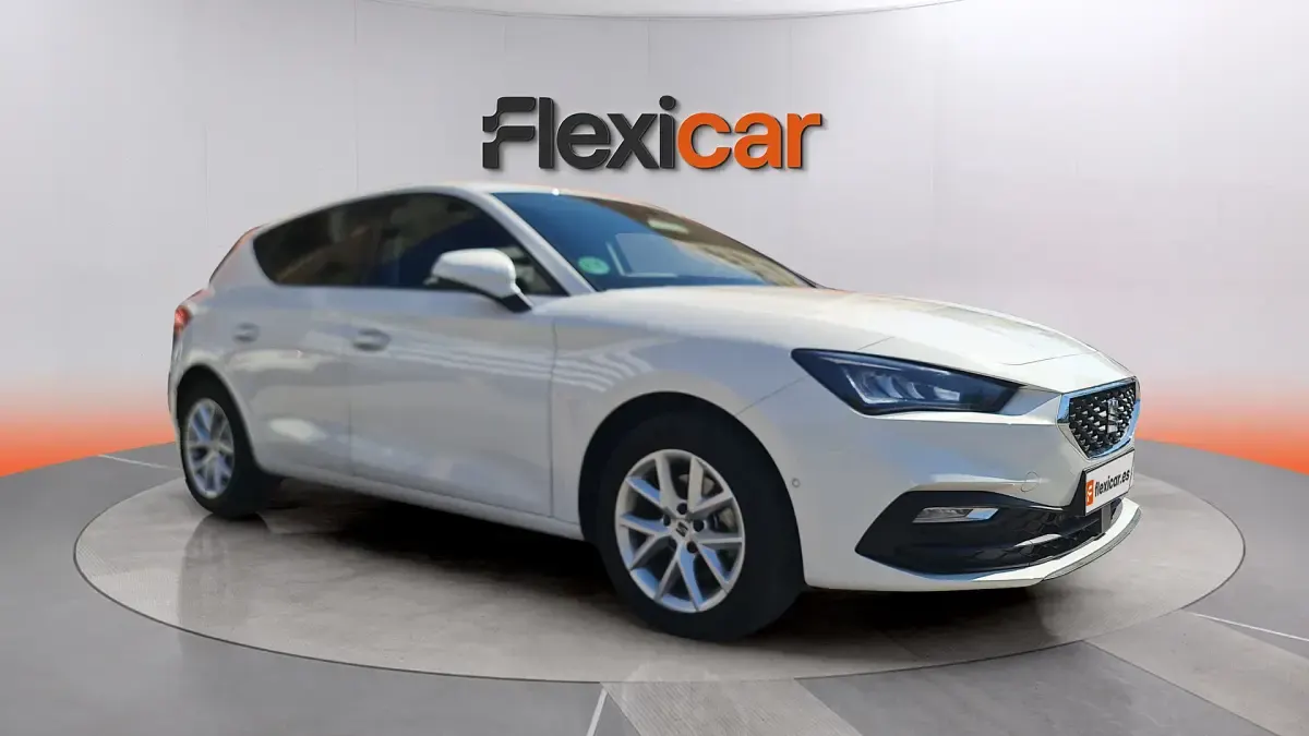 Usado Seat Leon Style 116 CV (85 kW) 2024 Berlina