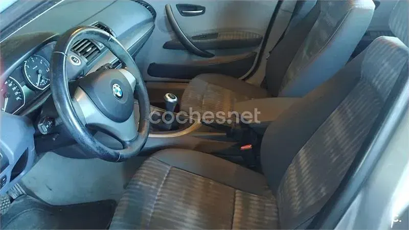 Usado BMW 120 163 CV (119 kW) 2006 Gris / plata Utilitario