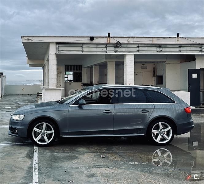 Usado Audi A4 S-Line 150 CV (110 kW) 2015 Gris / plata Familiar