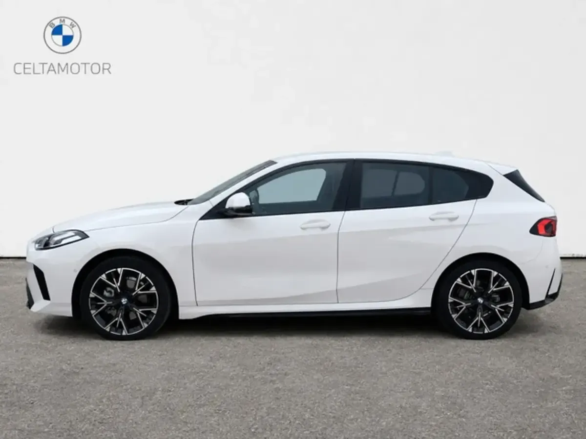 Nuevo BMW 120 Shadowline 170 CV (125 kW) 2026 Blanco Utilitario