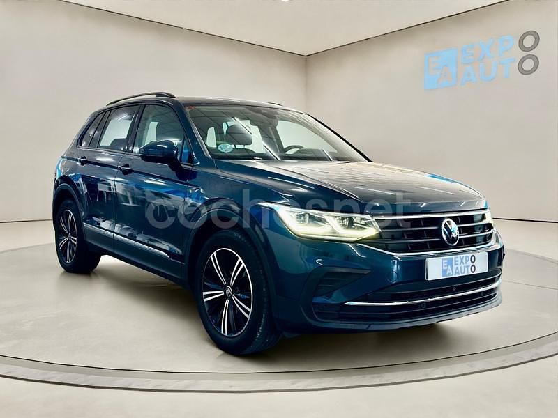 Usado VW Tiguan Life 150 CV (110 kW) 2021 Verde SUV