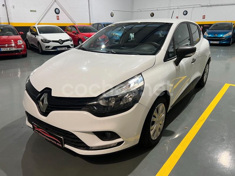 Usado Renault Clio IV Business 75 CV (55 kW) 2018 Blanco Berlina