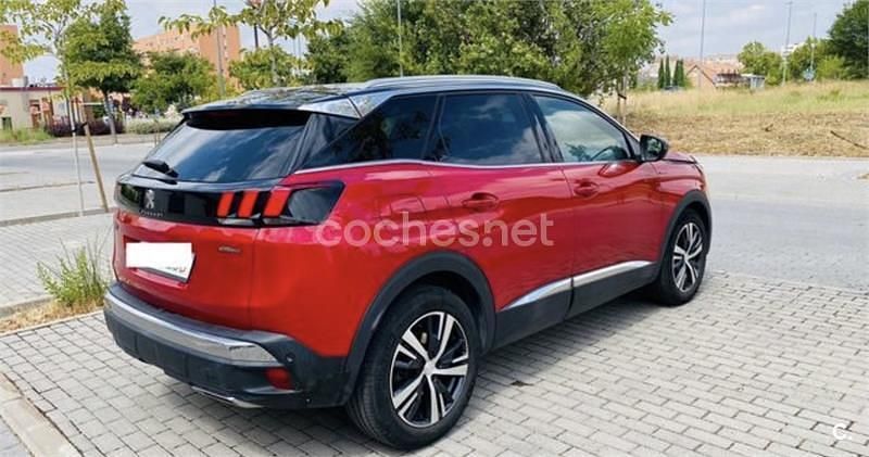 Usado Peugeot 3008 GT-line 130 CV (95 kW) 2019 Granate SUV