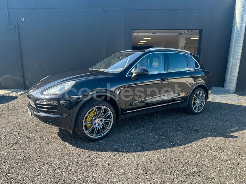 Usado Porsche Cayenne 240 CV (176 kW) 2010 Negro SUV