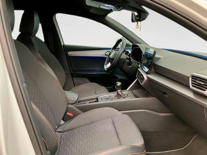 Usado Seat Leon FR 150 CV (110 kW) 2021 Blanco