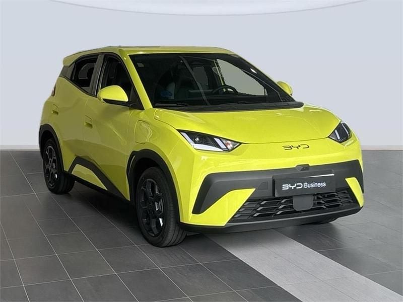 Nuevo BYD Dolphin Surf Boost 64 kW (88 CV) 2025 Lime green Utilitario