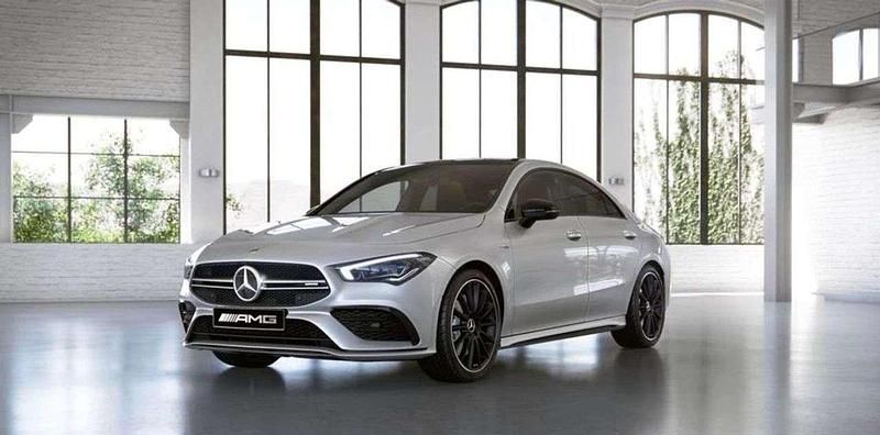 Gris claro Usado 2020 Mercedes CLA35 AMG AMG Coupe | 53.500 € - Imagen 1/4