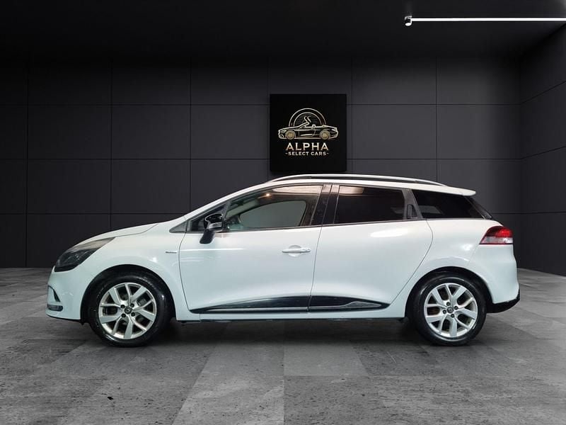 Usado Renault Clio GrandTour LIMITED 90 CV (66 kW) 2018 Blanco Familiar