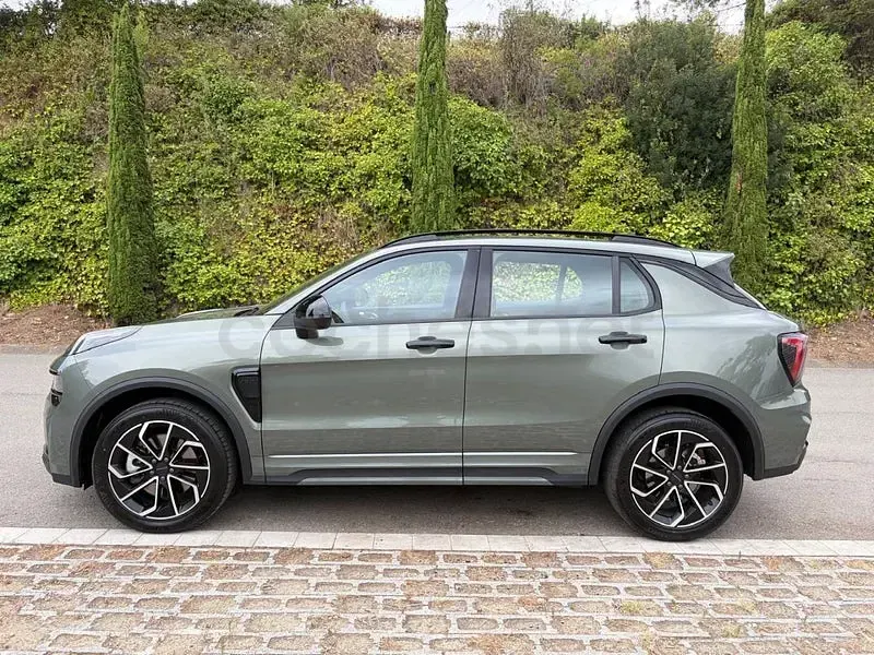 Usado Lynk & Co 01 276 CV (202 kW) 2025 Verde SUV