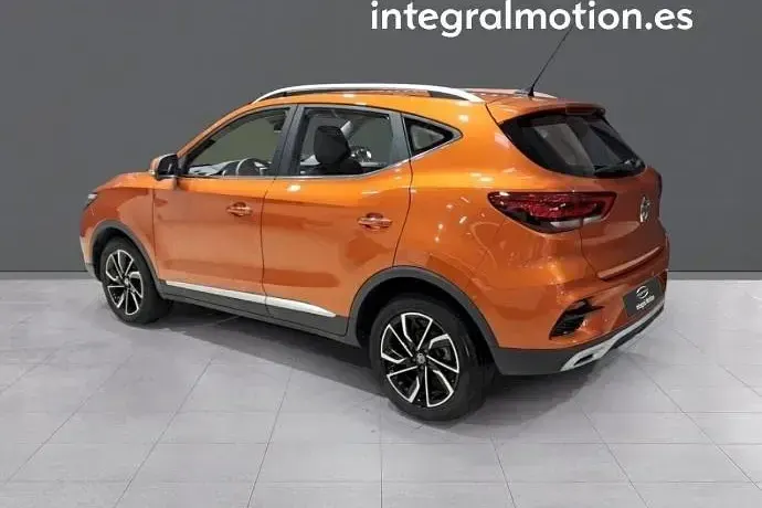Usado MG ZS Luxury 106 CV (77 kW) 2023 SUV