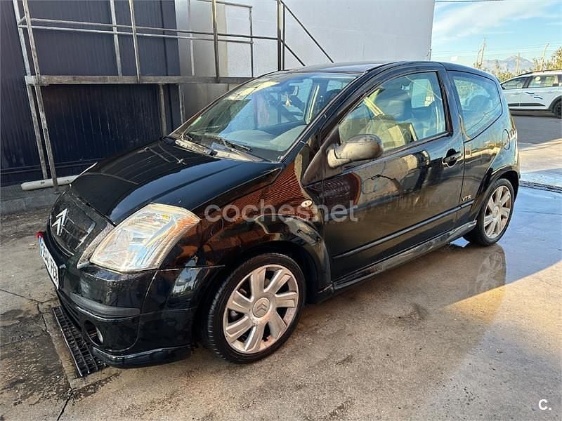 Usado Citroën C2 VTR Sport 70 CV (51 kW) 2006 Negro Utilitario