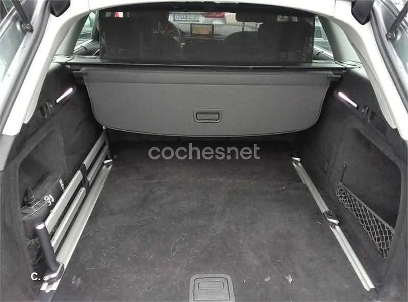 Usado Audi A4 190 CV (139 kW) 2017 Gris / plata Familiar