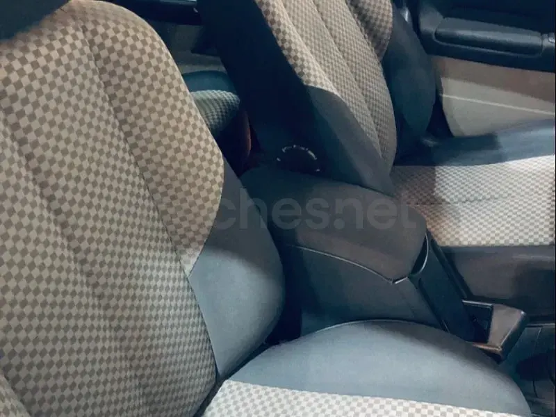 Usado Renault Mégane Authentique 100 CV (73 kW) 2005 Blanco Berlina