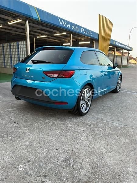 Usado Seat Leon FR 180 CV (132 kW) 2016 Azul Berlina