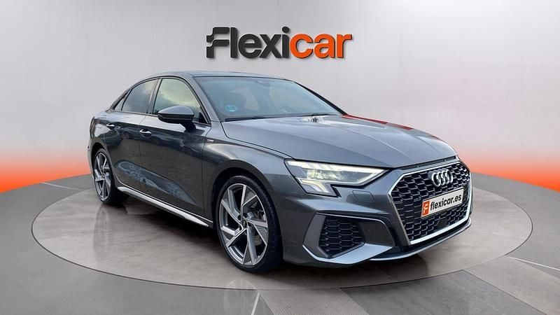 Usado Audi A3 S-Line 150 CV (110 kW) 2023 Gris Berlina